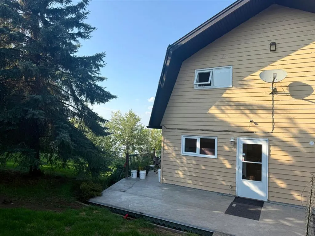 1038, 67235 Churchill Park Road