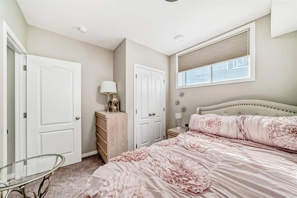 271 Chelsea Heath