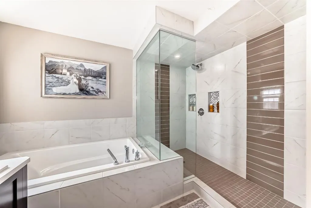 271 Chelsea Heath