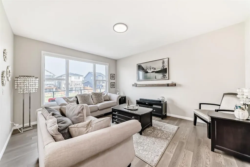 271 Chelsea Heath