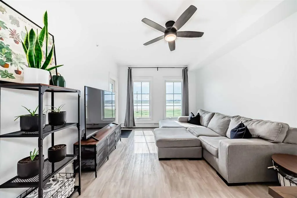 99 Copperstone Park SE, #2410