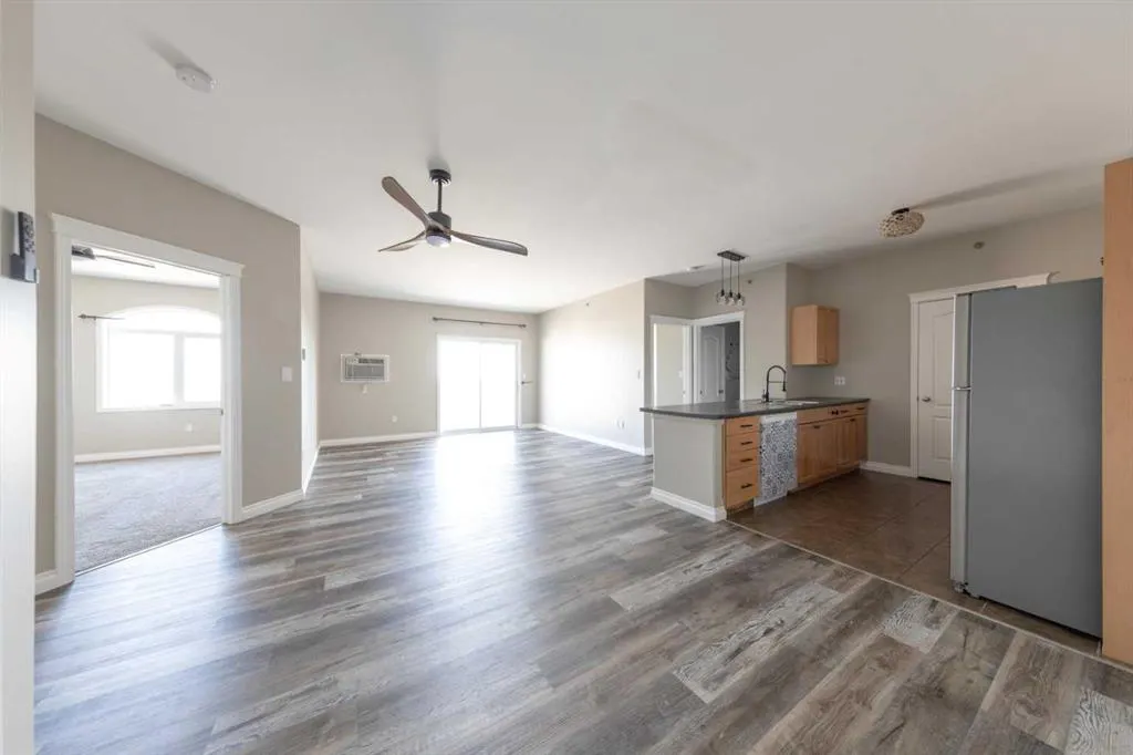 6802 42 Street, ##405