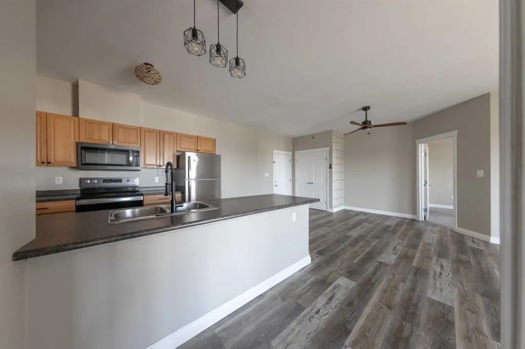 6802 42 Street, ##405