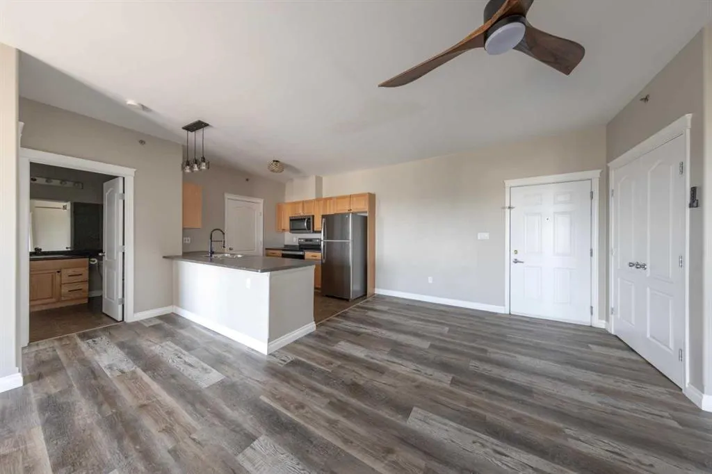 6802 42 Street, ##405