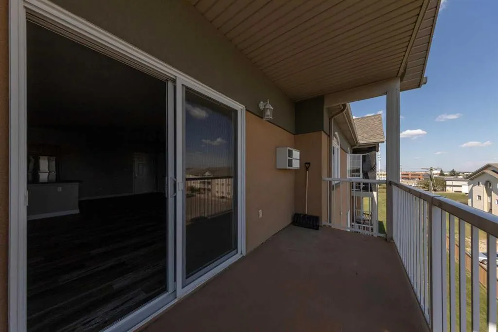 6802 42 Street, ##405