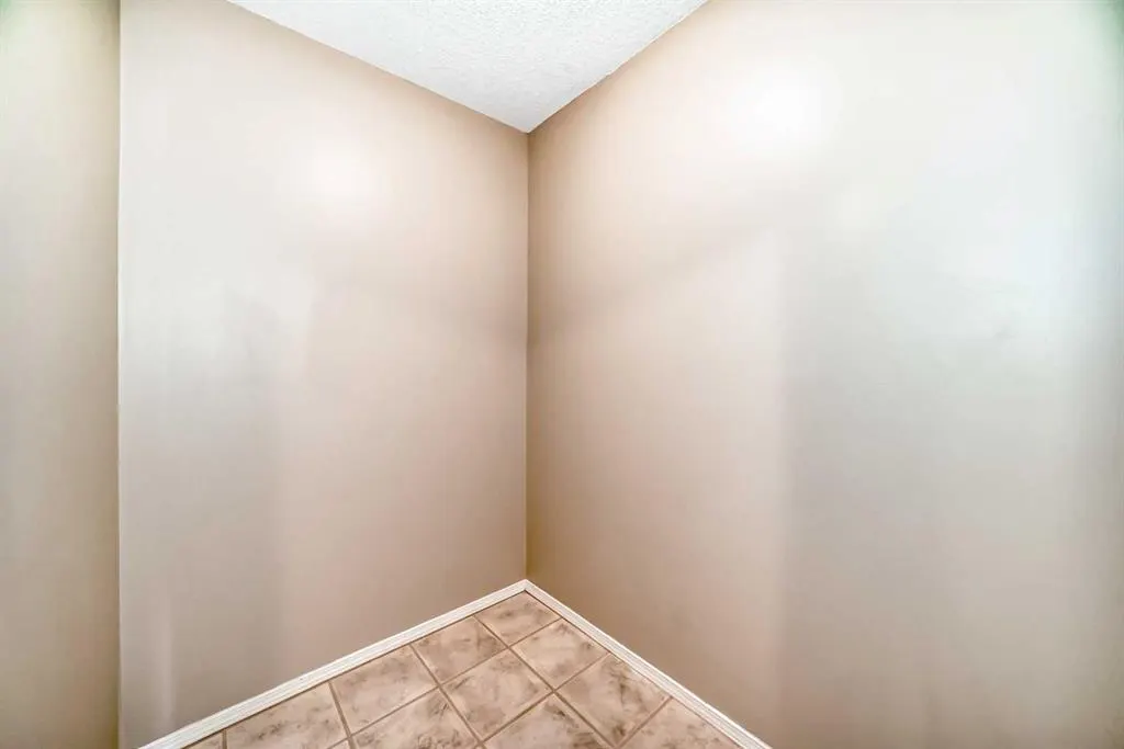 505 Railway Street W, #1101