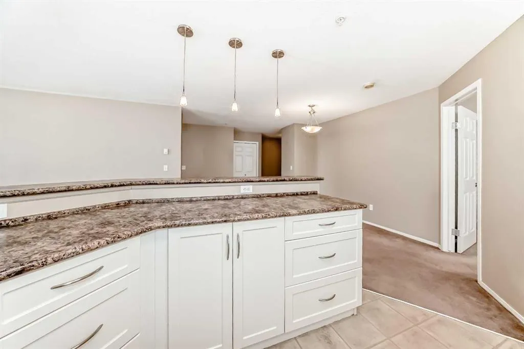 505 Railway Street W, #1101