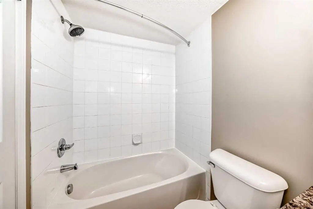 505 Railway Street W, #1101