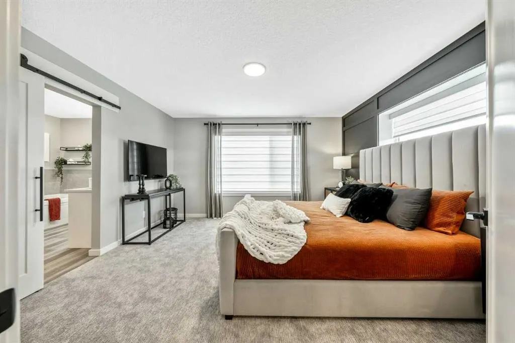 16 Heritage Link