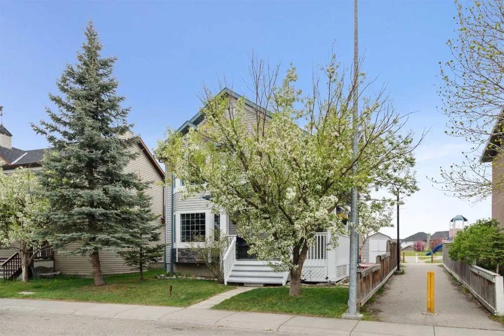 30 Martha's Haven Manor NE