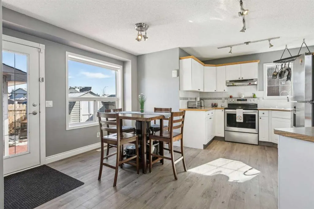 30 Martha's Haven Manor NE