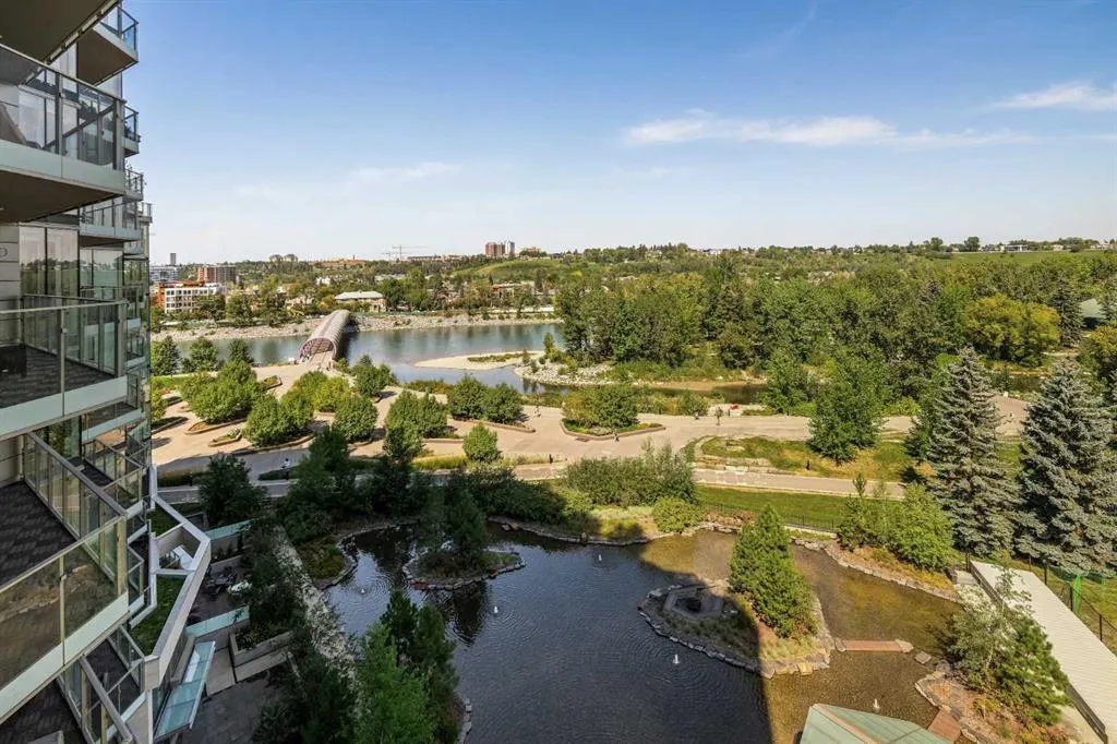 738 1 Avenue SW, #802