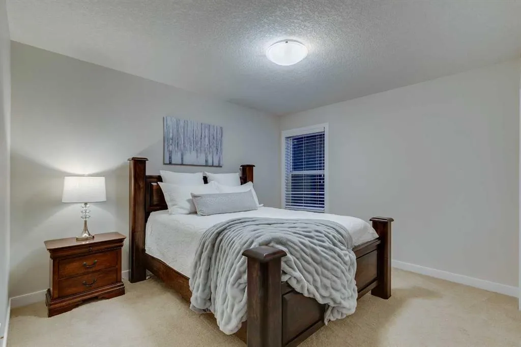522 Mahogany Manor SE
