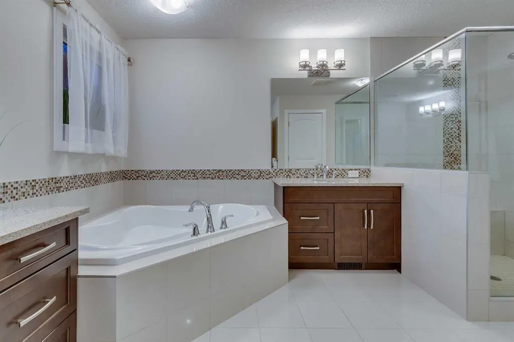 522 Mahogany Manor SE