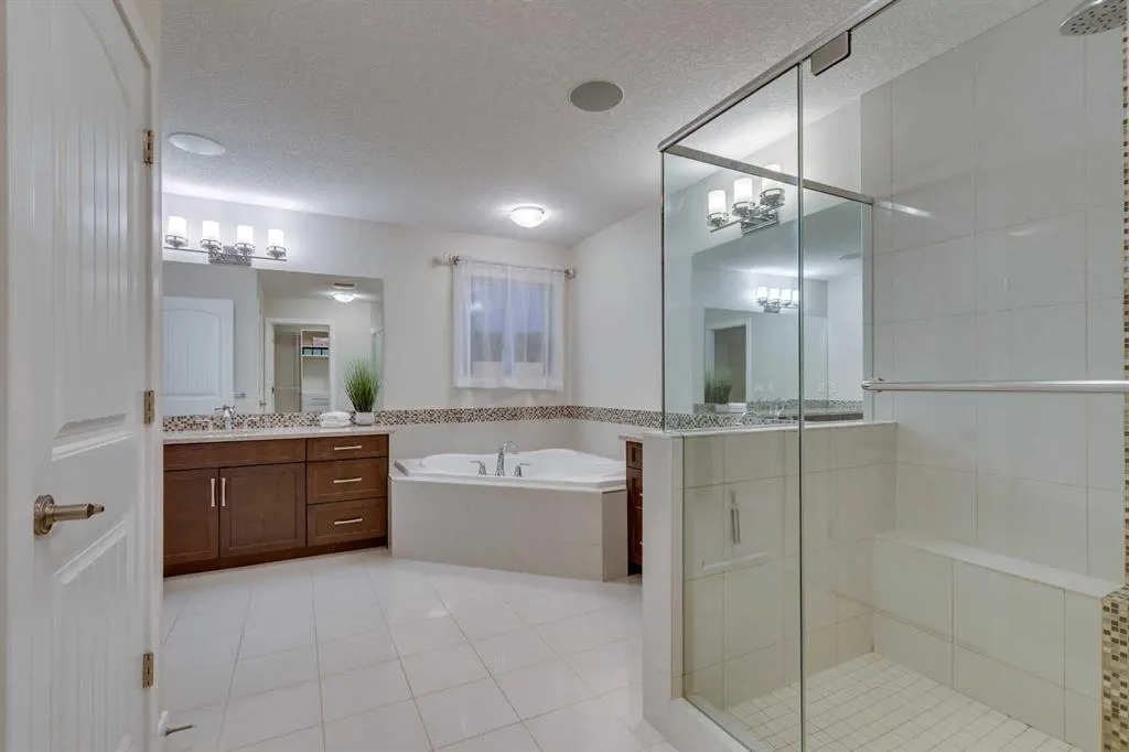 522 Mahogany Manor SE