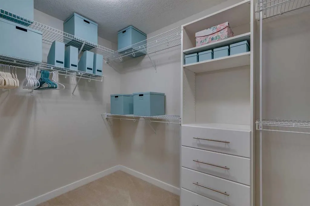 522 Mahogany Manor SE