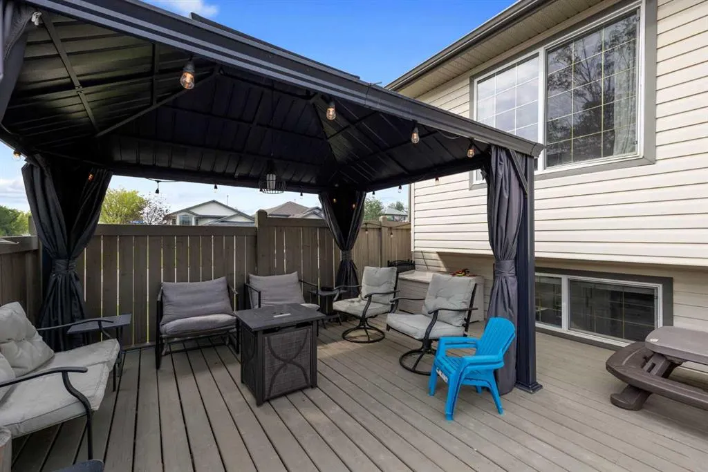 101 Mcdougall Crescent