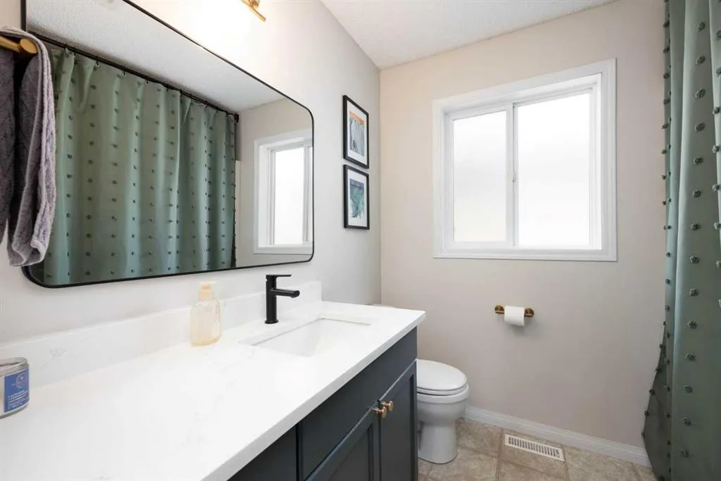 101 Mcdougall Crescent