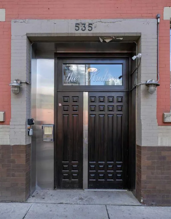 535 10 Avenue SW, #303