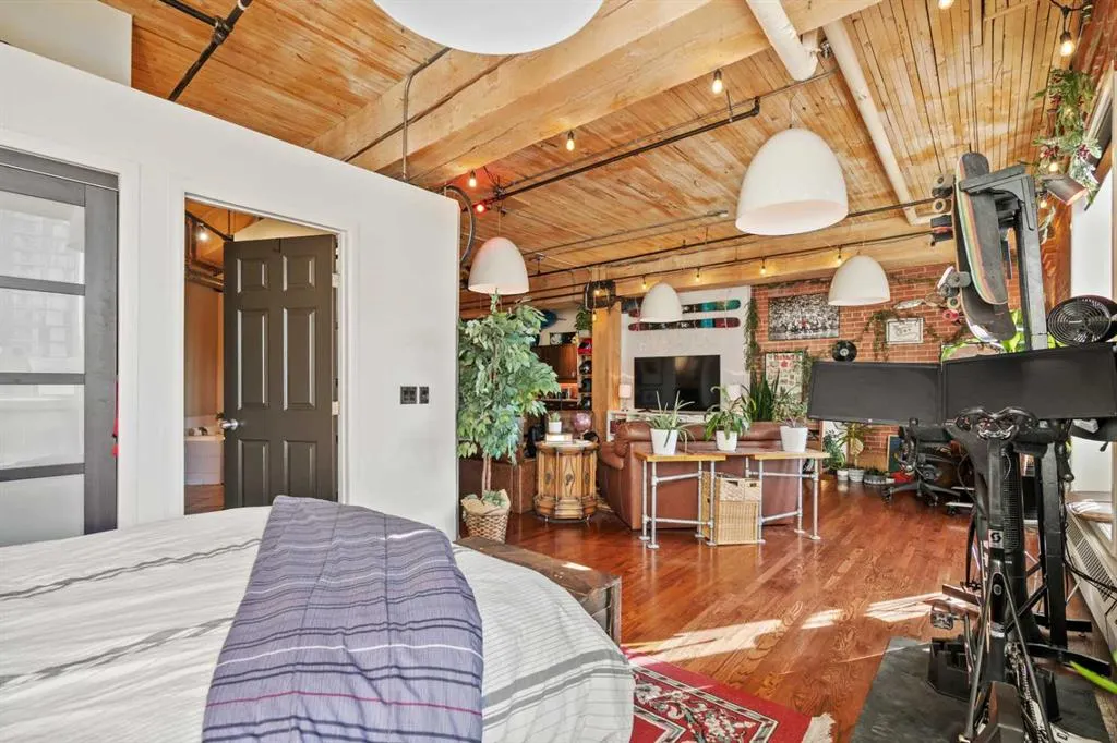 535 10 Avenue SW, #303