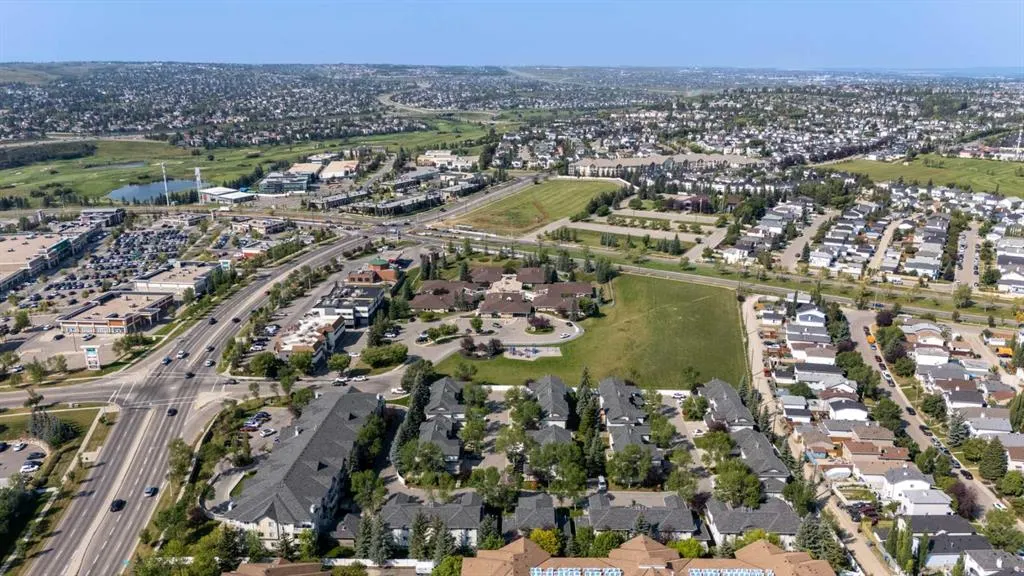 231 Harvest Gold Place NE