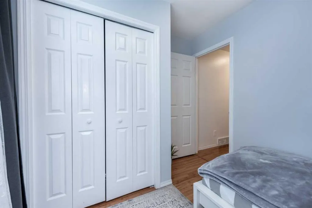 231 Harvest Gold Place NE