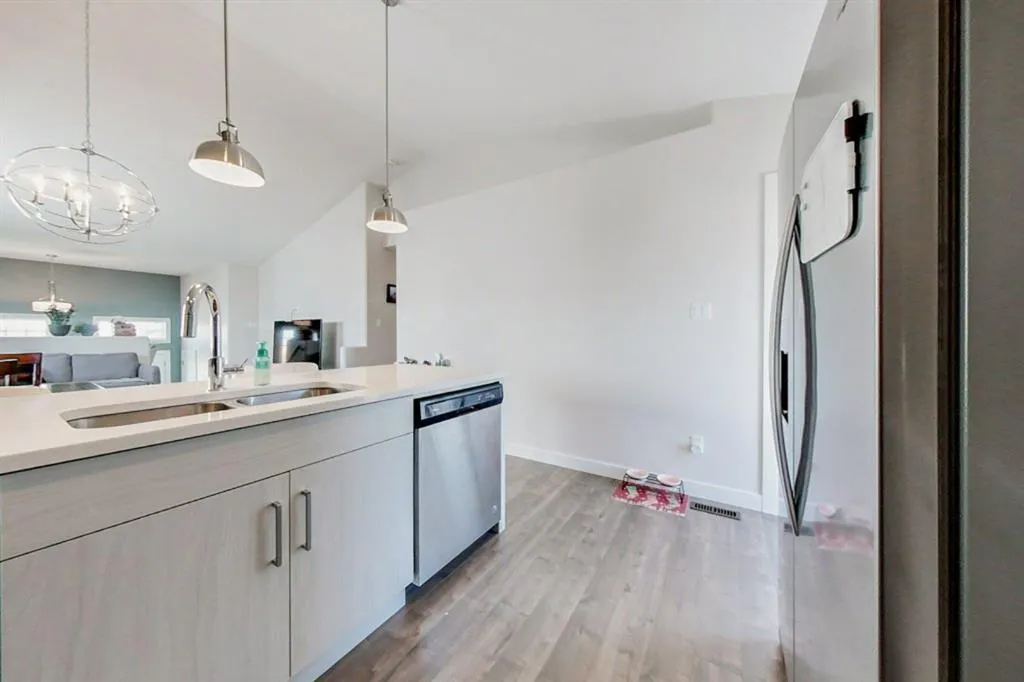 67 Kensington Road W