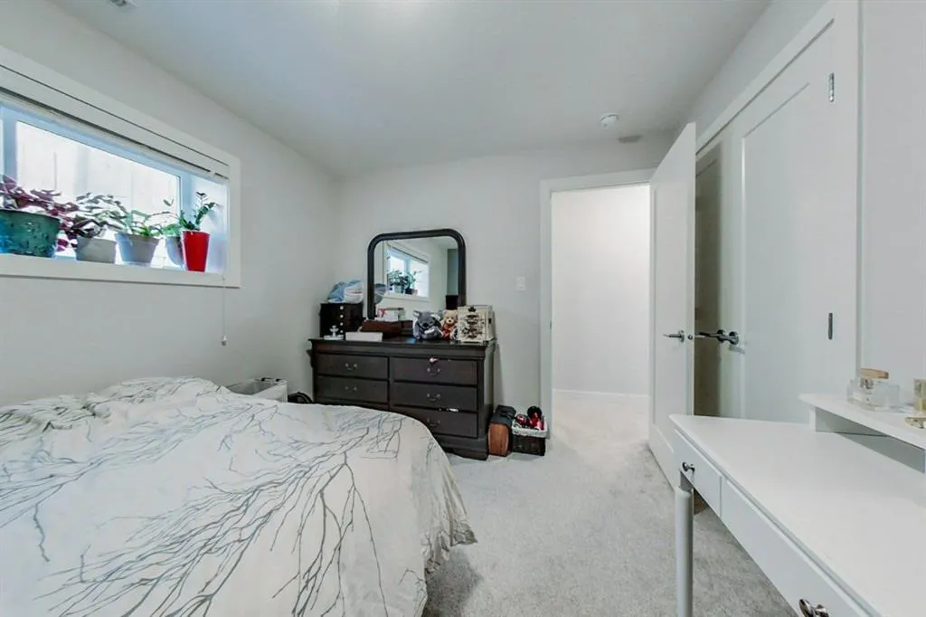 67 Kensington Road W