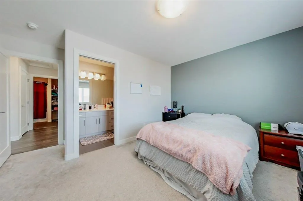 67 Kensington Road W