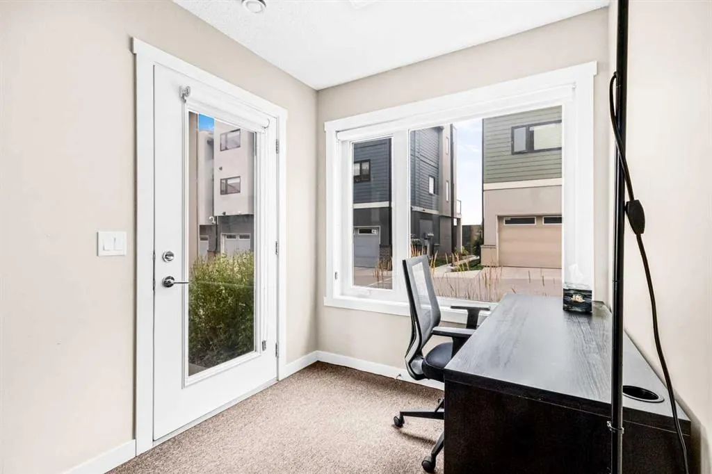 218 Sherwood Square NW, #601