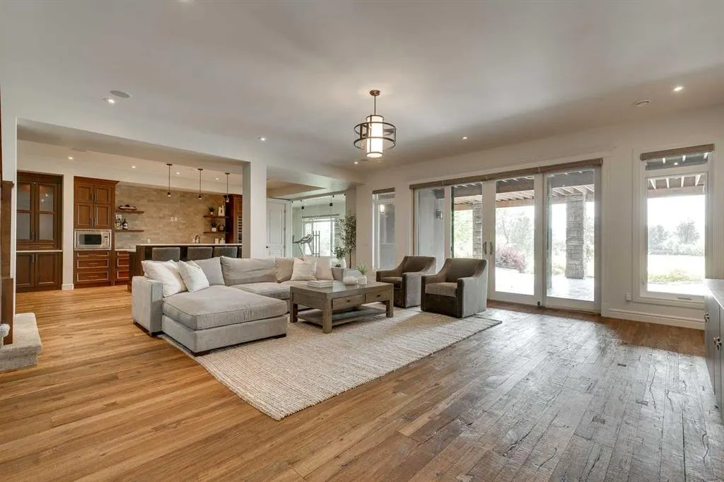 140 Cranbrook View SE