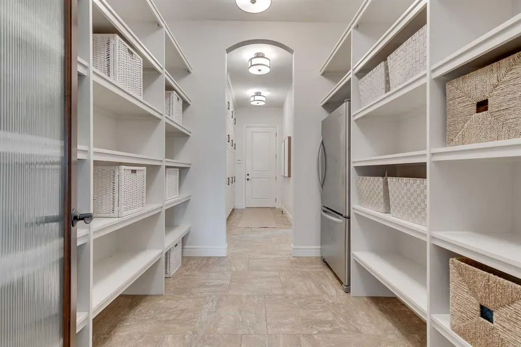 140 Cranbrook View SE