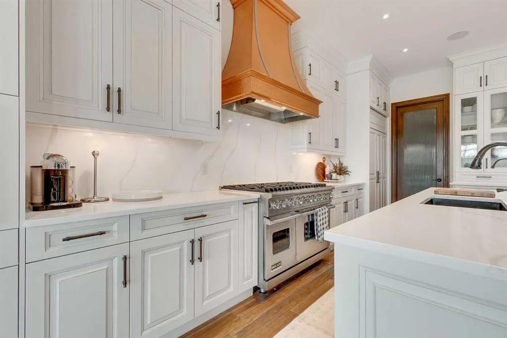 140 Cranbrook View SE