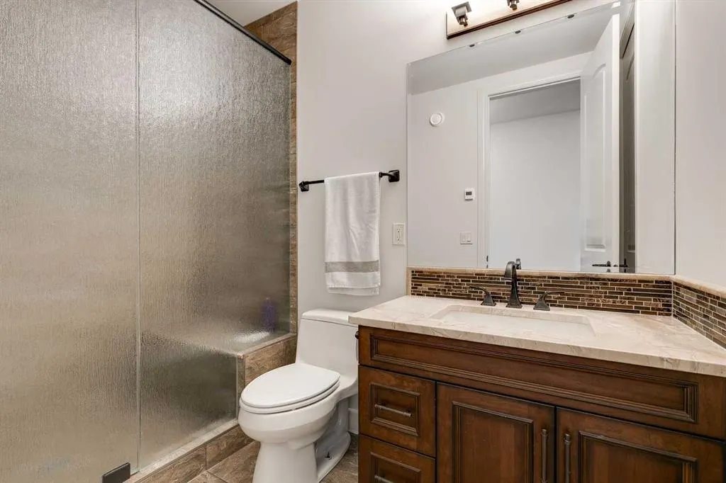 140 Cranbrook View SE