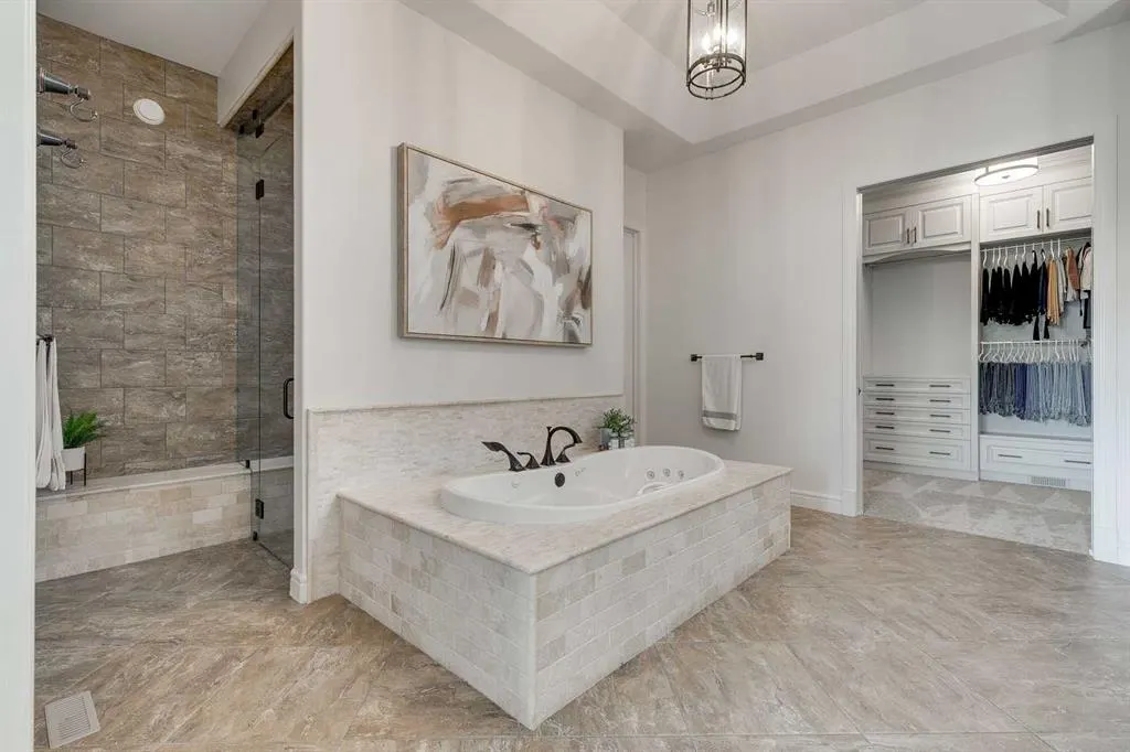 140 Cranbrook View SE