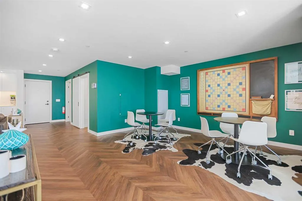8445 Broadcast Avenue SW, #707