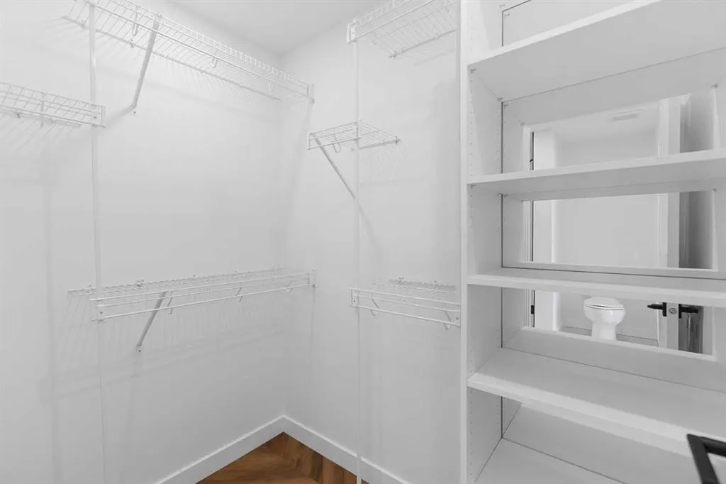 8445 Broadcast Avenue SW, #707