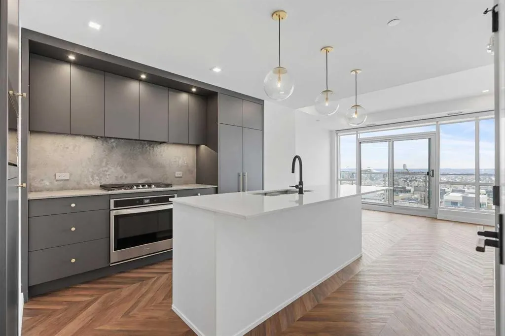 8445 Broadcast Avenue SW, #707