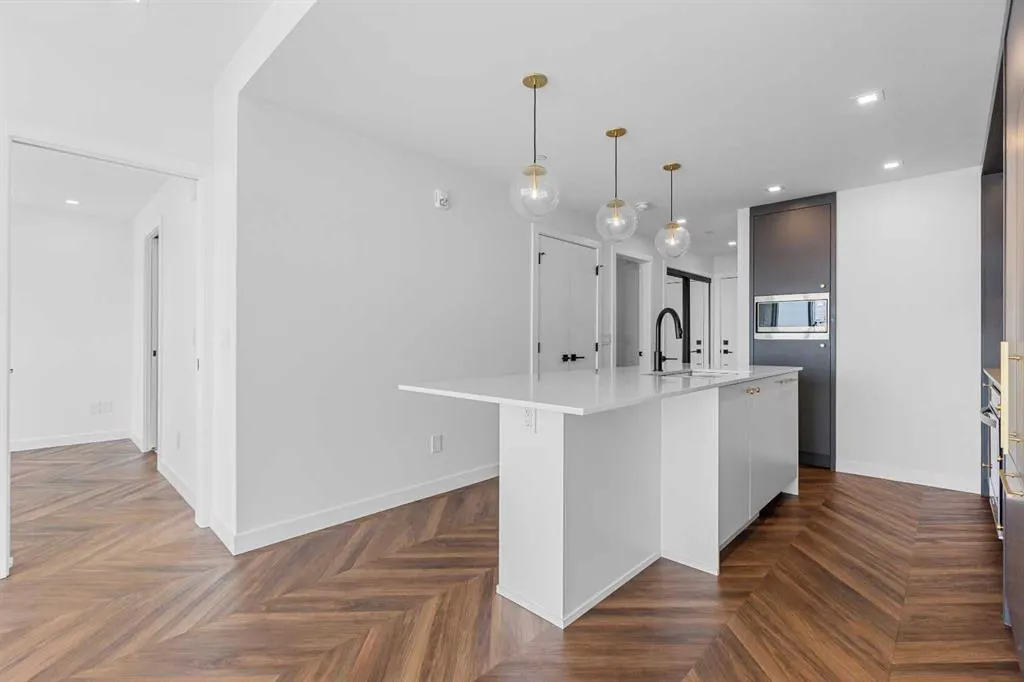 8445 Broadcast Avenue SW, #707