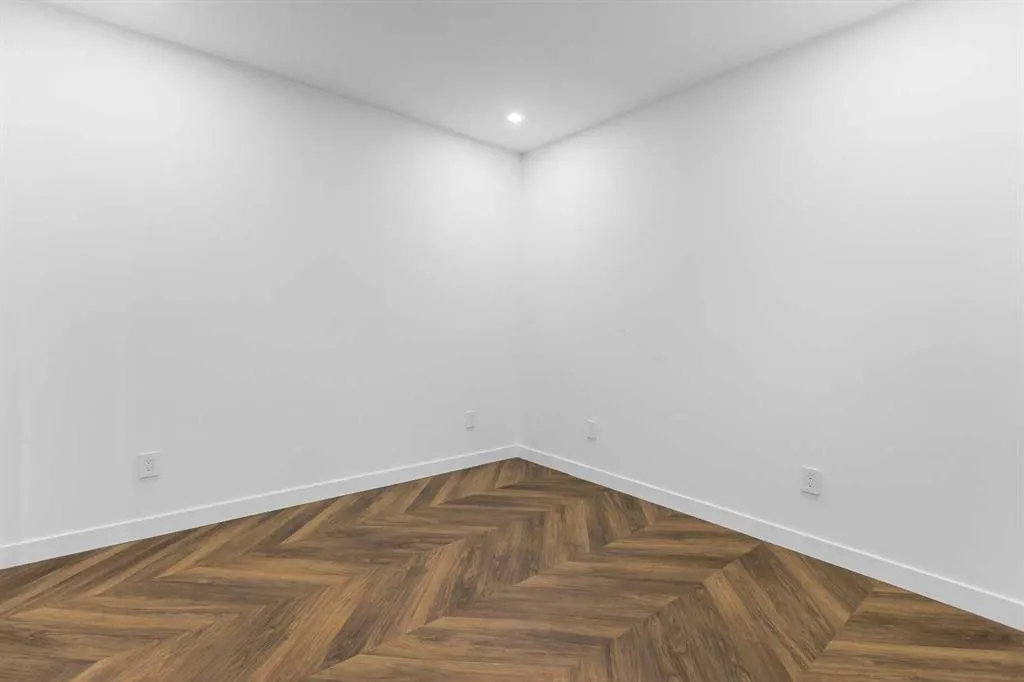 8445 Broadcast Avenue SW, #707
