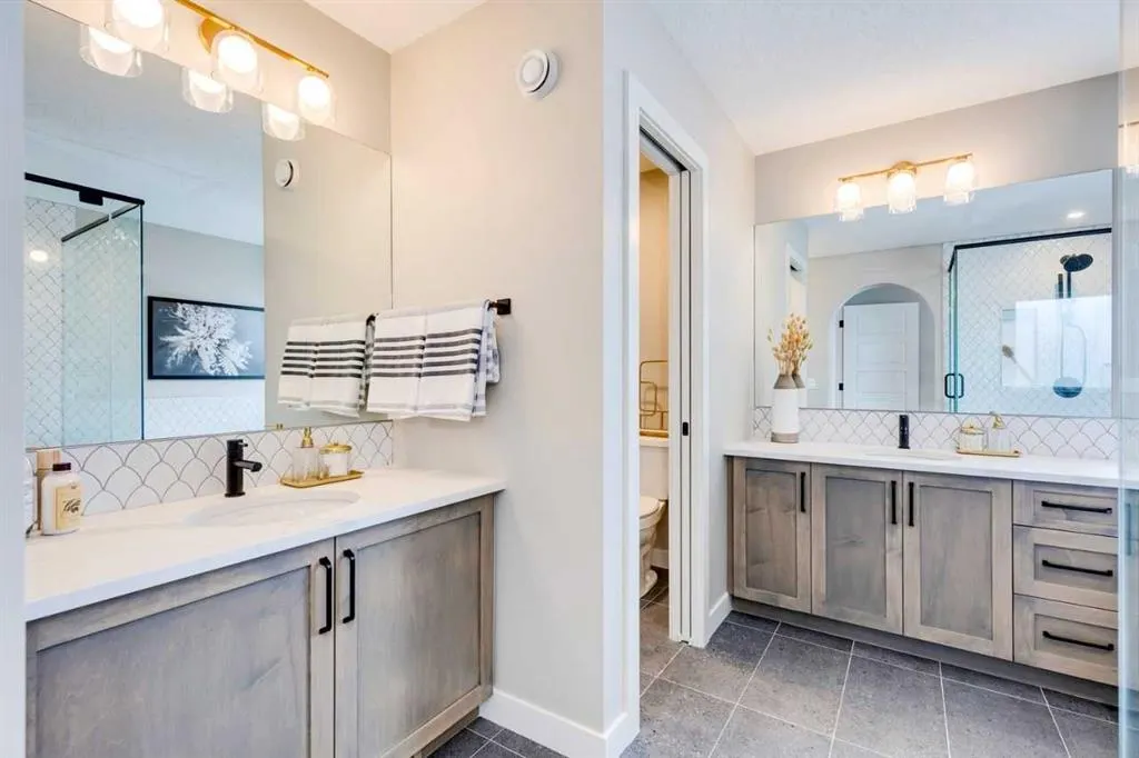 418 Legacy Circle SE