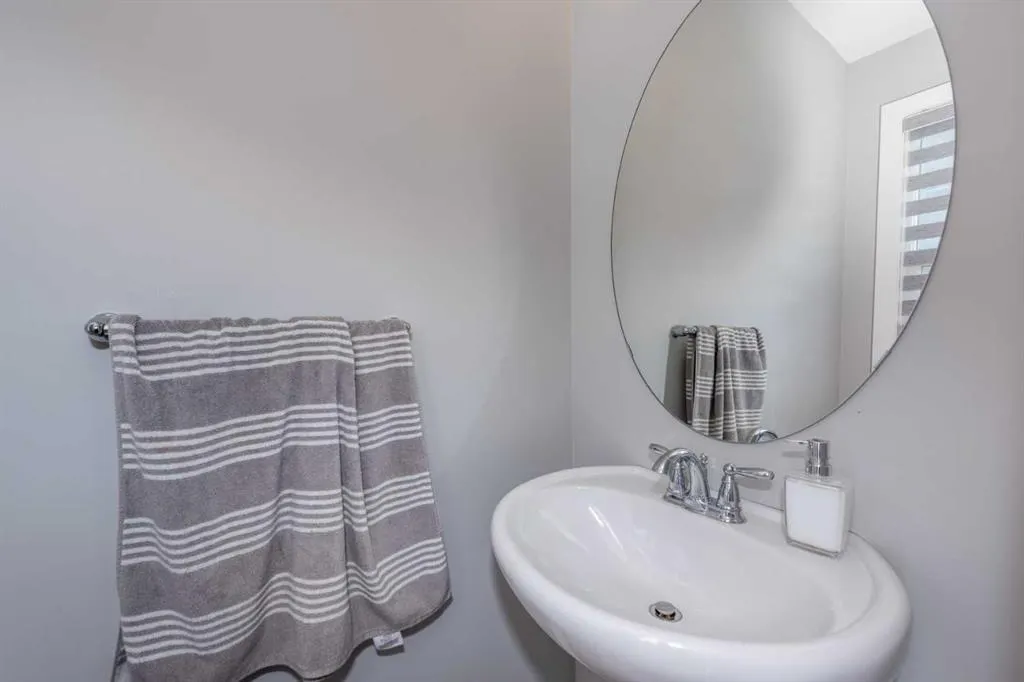 202 Cityscape Way NE