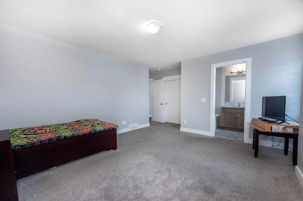 202 Cityscape Way NE