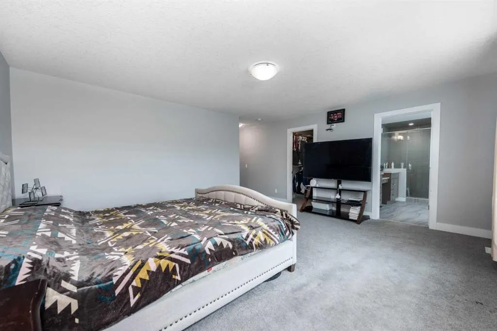 202 Cityscape Way NE