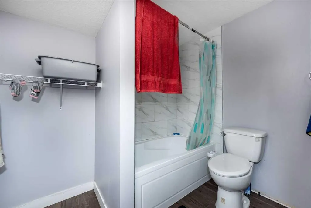 202 Cityscape Way NE