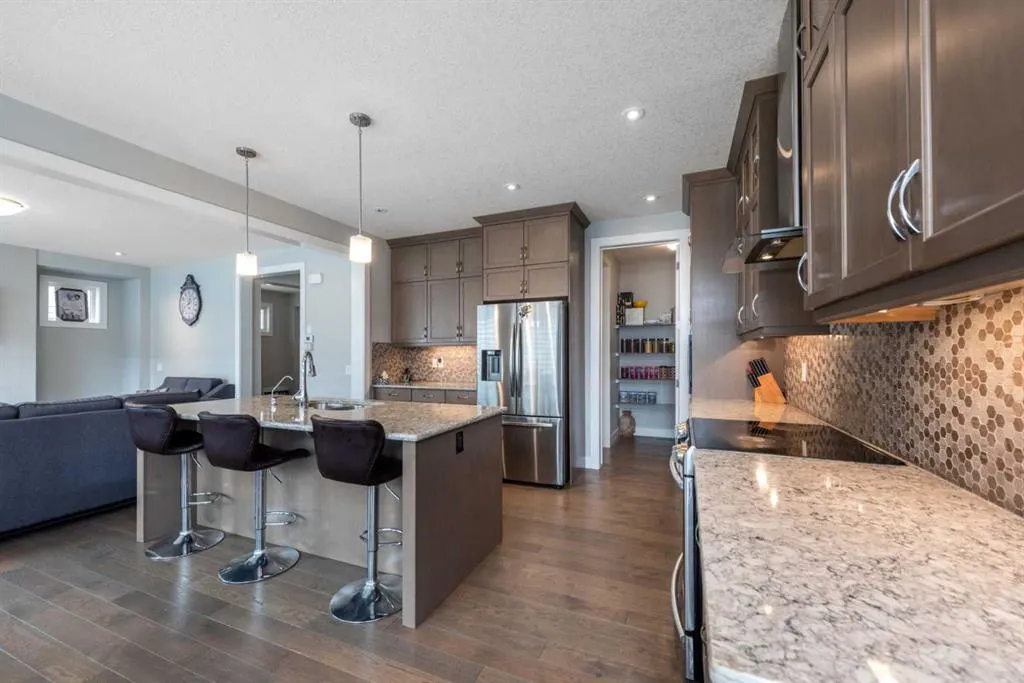 202 Cityscape Way NE