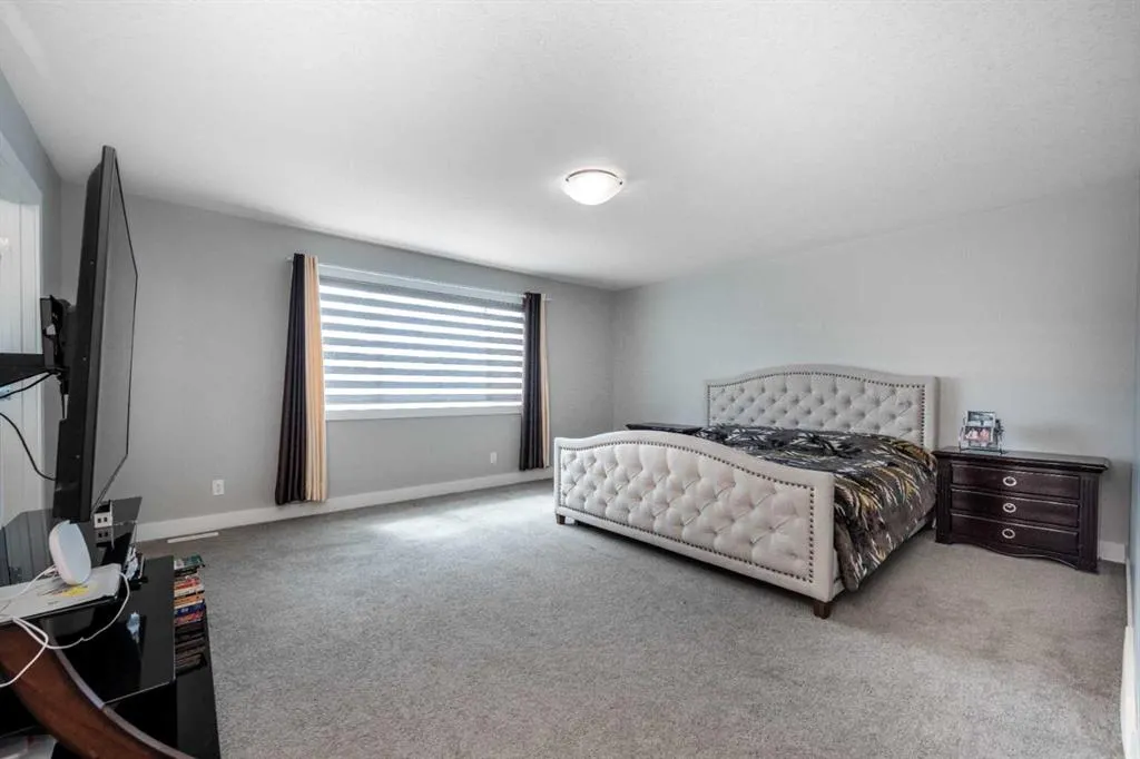 202 Cityscape Way NE