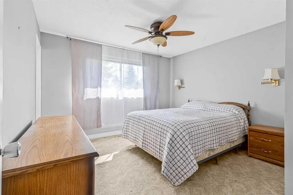 1908 65 Street NE