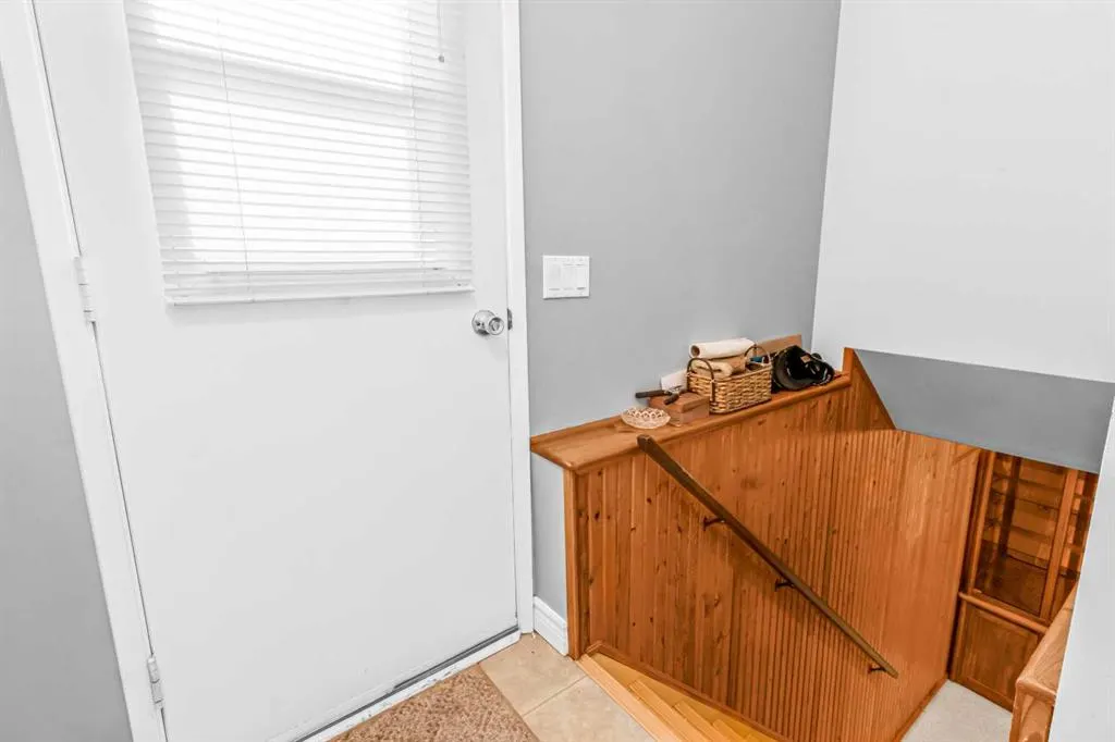 1908 65 Street NE