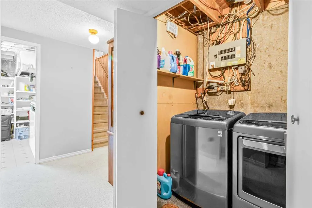 1908 65 Street NE